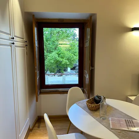 Golden Mountain, Nature House Manteigas