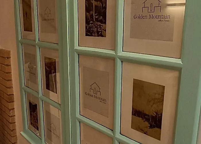 Golden Mountain, Nature House *